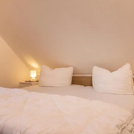 Apartment Up De Ring 26-28 50173